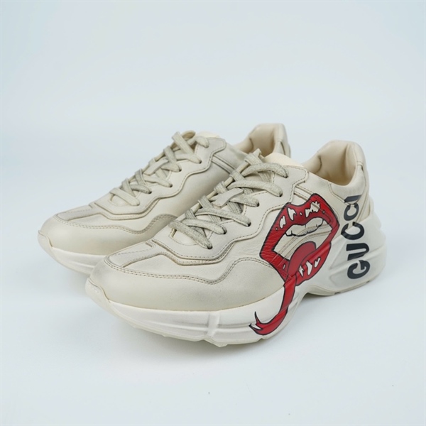 Giày GG môi size 7 kèm dây+