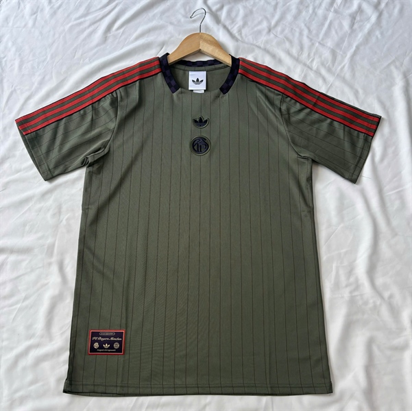 Áo bóng đá ICONS BAYERN MÀU XANH 25/26 vải Cotton Polyester thời trang blockcore