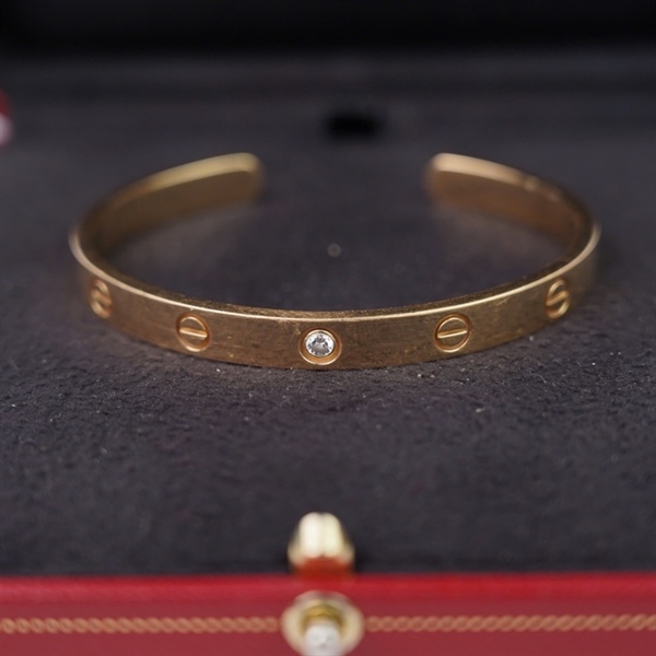 Vòng tay Cartier Love vàng đính kim (XC4899) sz18 KG+