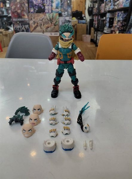 Mua bán (NO BOX - GÃY 2 CHỐT TAY) SHF DEKU IZUKU MIDORIYA