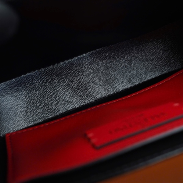 Túi Valentino nâu sz17 KG+