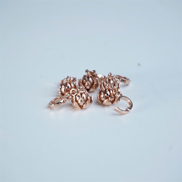 Charm vàng hoa sen móc nhỏ +