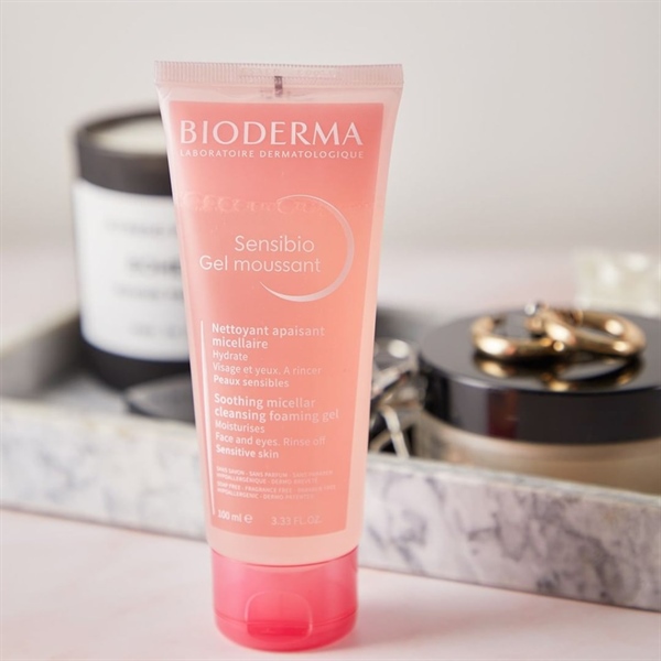 SRM Da Nhạy Cảm Sensibio Gel Moussant 45ml