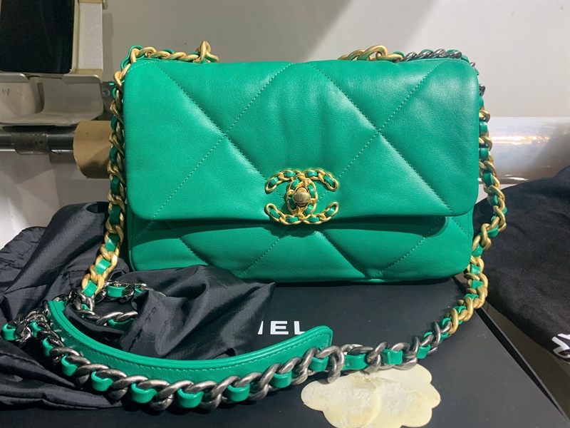 Túi Chanel C19 xanh (30211904) sz25 KG+