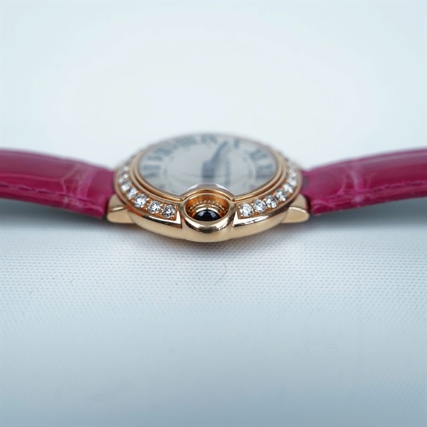 Đồng hồ Cartier mặt tròn dây hồng (472610UX) sz30 (HC) KG+