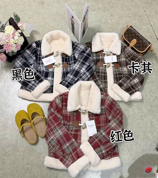 Khoác dạ lót lông 2508