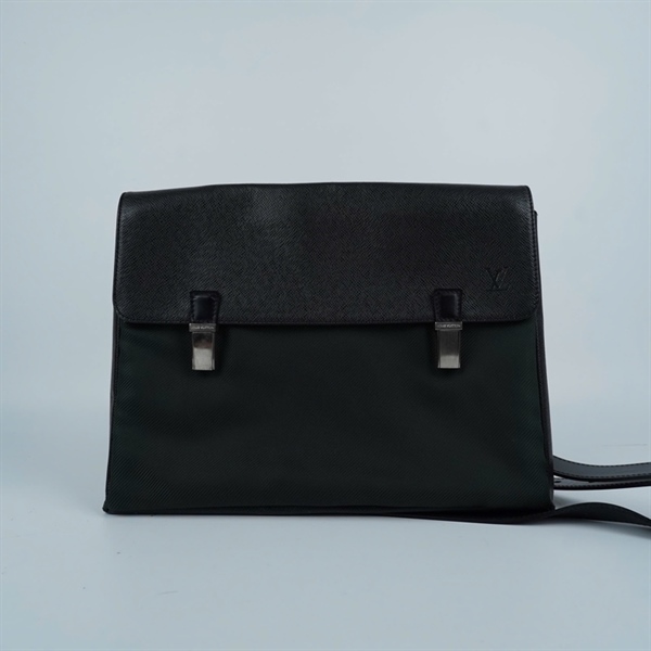 Túi LV đeo chéo xanh nắp đen (VI0063) sz35 KG+