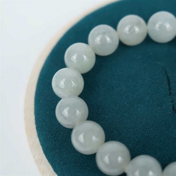 Vòng nếp băng cẩm My 18 hạt ly11.07-10.92 (867957) KG+