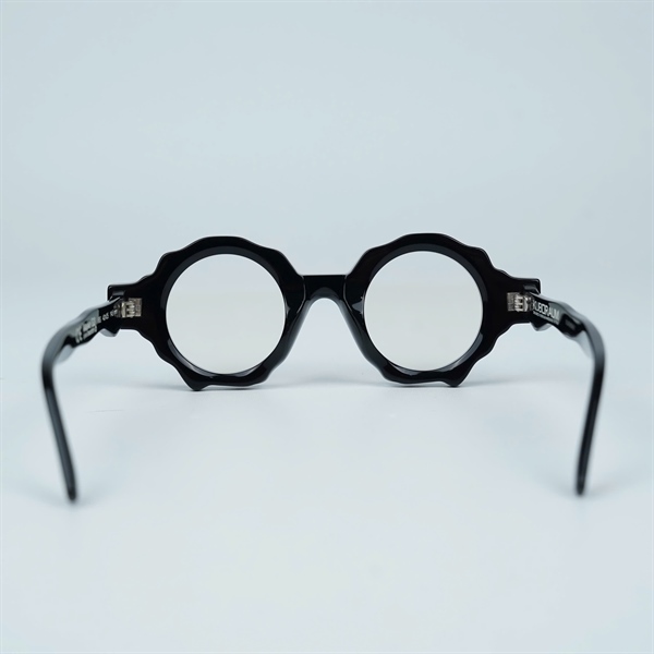 Kính Kuboraum hoa đen G3 BS (42-25-145) KG+