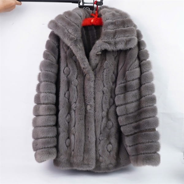 Áo khoác Dior xám lông KG+