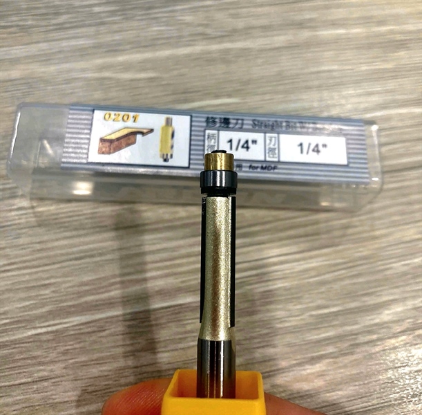 Mũi phay thẳng có bạc đạn 1/4*1/4*20H