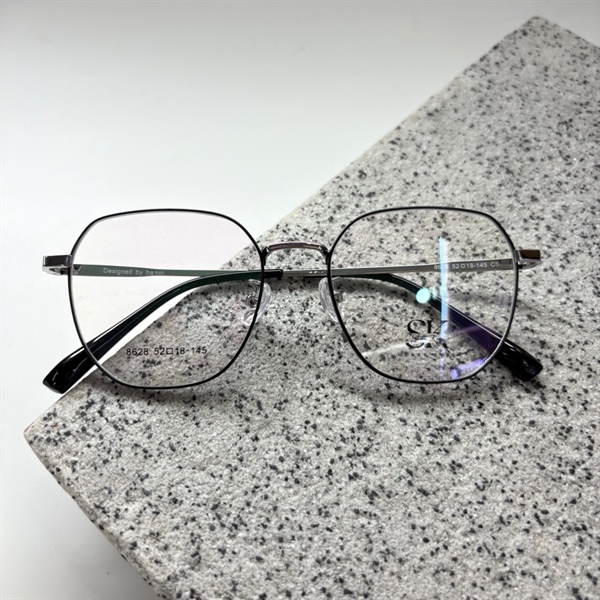 Kính Nhựa mix Kim loại SK GLASS EYES 8628