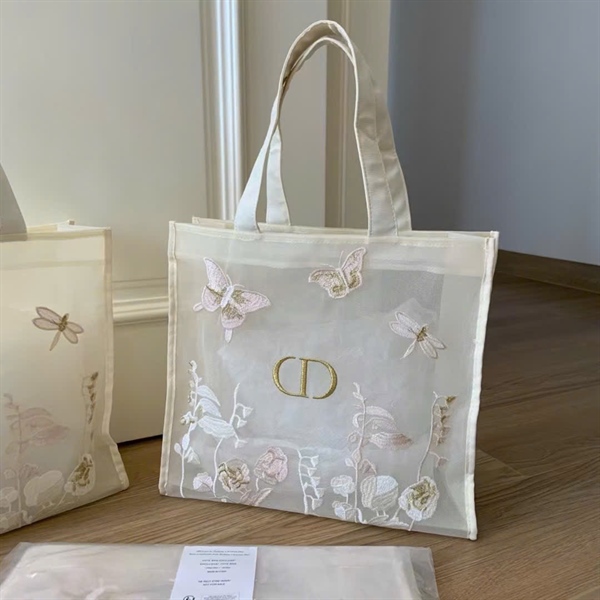 Túi tote thêu Dior