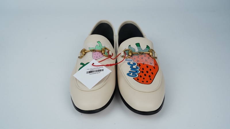 Giày GG nude hình trái dâu sz35.5 (TT) KG+