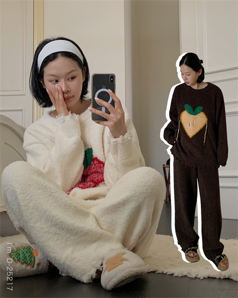Bộ quần áo ấm thu đông DSTUDIO tua rua trái tim mềm nhẹ ấm áp D25217