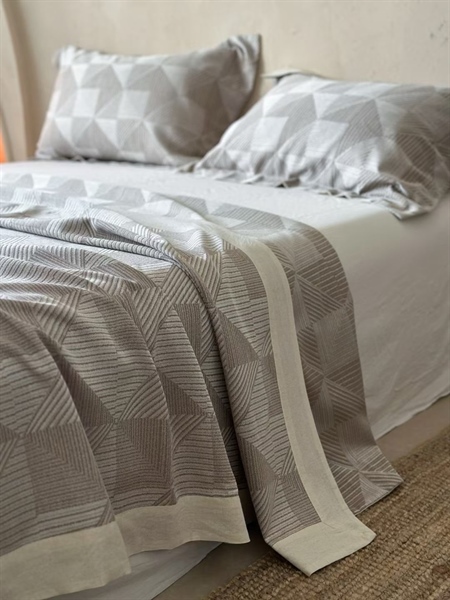 Bộ 3 món Gấm | Lanh & sợi tre tự nhiên - 251030.02 - Ghi hình khối