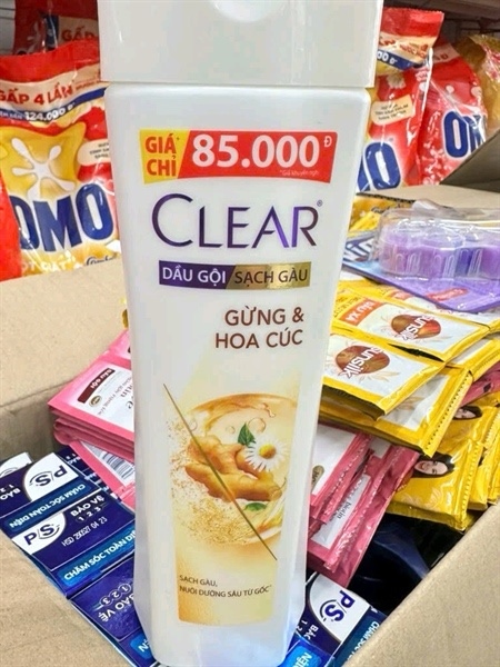 Dầu Gội Clear gừng & hoa cúc 340g