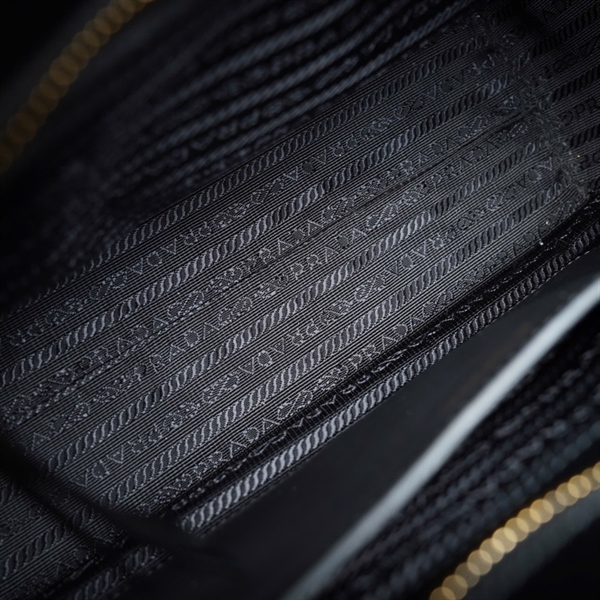 Túi Prada đen sz26 (BQ) KG+