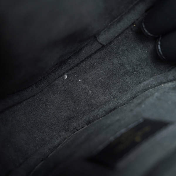 Túi LV Heart đen sz11-16 (BQ) KG+