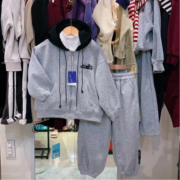 9121 set Run baby Run xám (110-150)