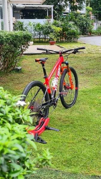 Xe Đạp MTB Zbike Custom màu Đen Đỏ (Lương Xuân Bắc KH008720)