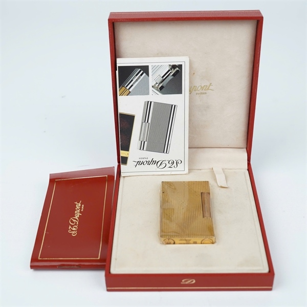 Bật lửa S.T Dupont vàng (11BJZ03) KG+