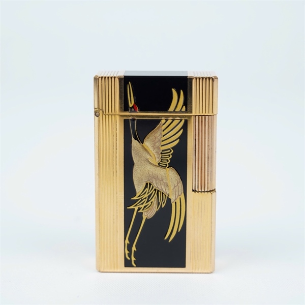 Bật lửa S.T Dupont đen vàng hình hạc (Z76D46) KG+
