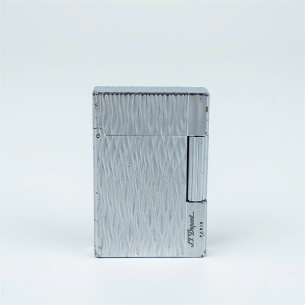Bật lửa S.T Dupont bạc (1BYDP20) KG+