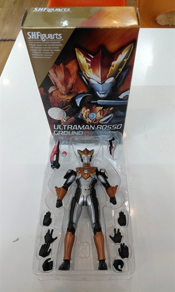 (2ND-ĐẦU CHẢY SƠN-CÓ TRẦY) SHF ULTRAMAN ROSSO GROUND