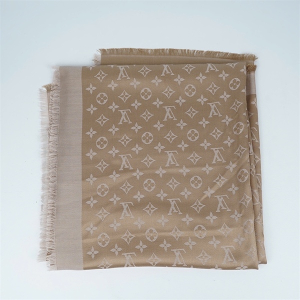 Khăn LV nâu hoa hồng sz138x139 (PN) KG+