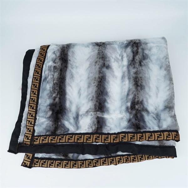 Chăn mền Fendi xám (PN) KG+