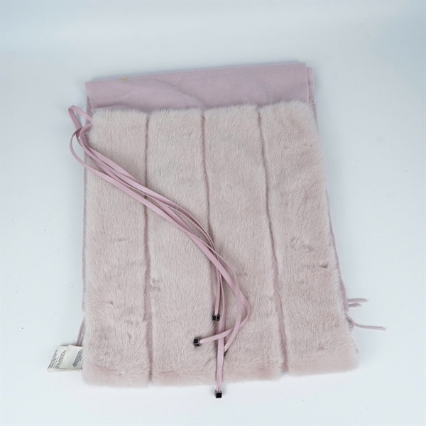 Khăn Fendi hồng lông sz36x195 (PN) KG+