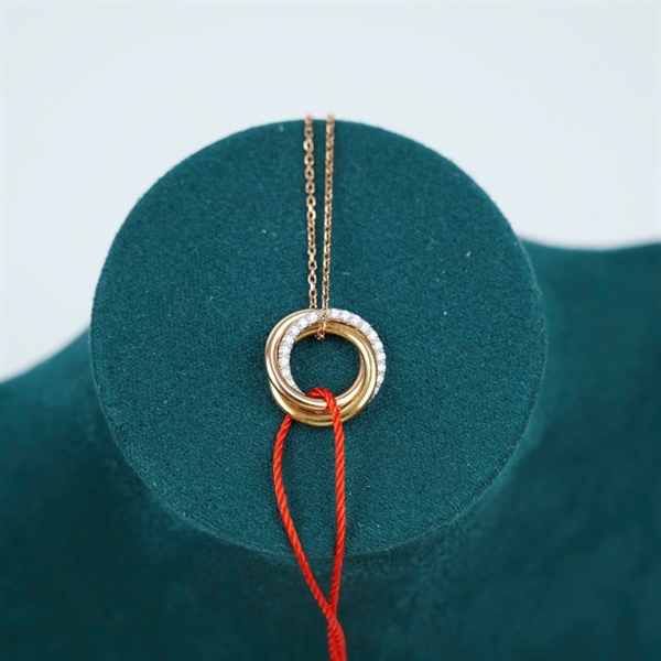 Vòng tay Cartier vàng 3 mặt tròn (PTW226) KG+