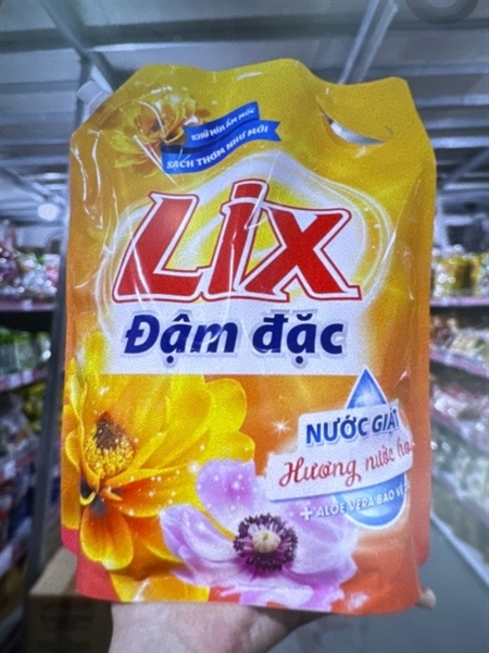 Nước giặt Lix đậm đặc hương nước hoa túi 3.2kg
