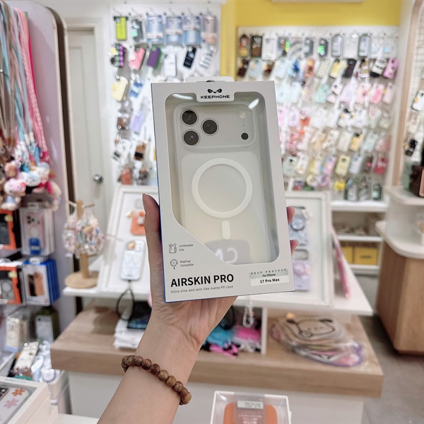 Case Keephone Airskin Magsafe - 17Promax - Trắng