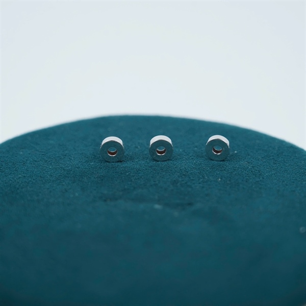 Charm vàng trắng tròn CH251102 +