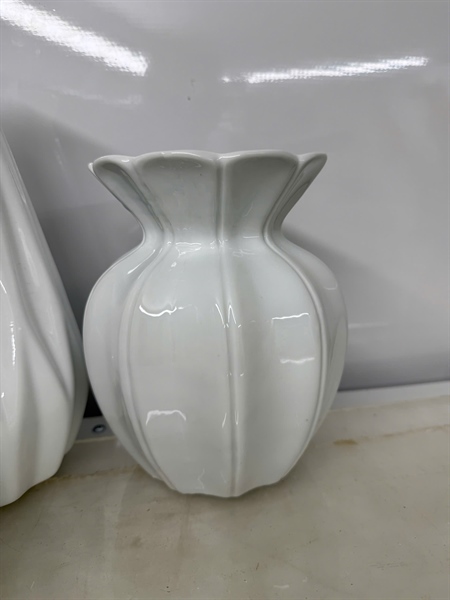 Lọ miệng loe trắng - Lọ hoa - Hoa Lụa Vân Vượng