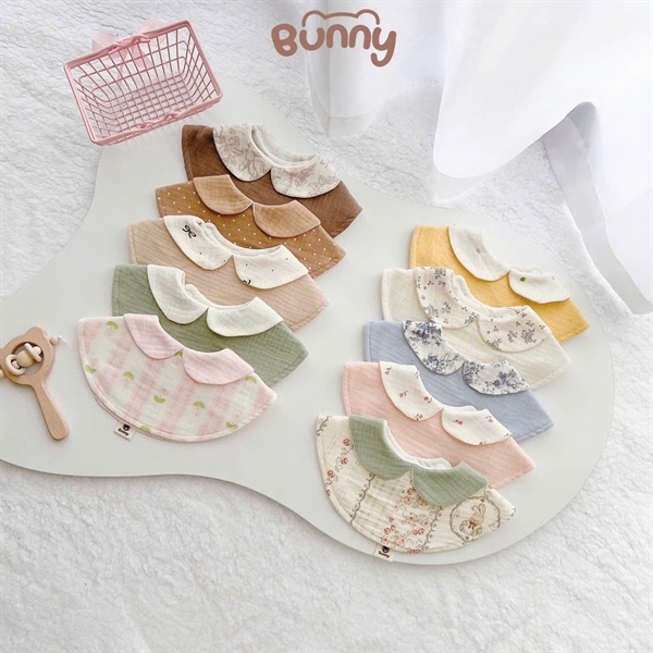 Yếm bấn cúc cổ sen in hình Bunny