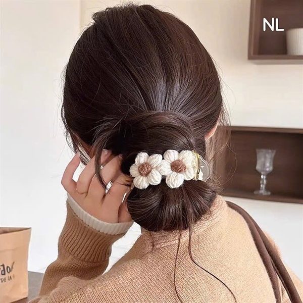 KẸP 3 RĂNG HOA LEN