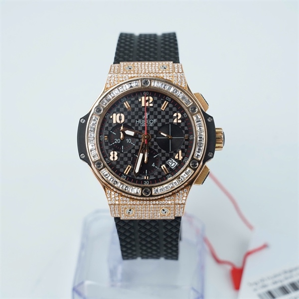 Đồng hồ Hublot Bigbang mặt đen viền vàng đính kim , dây đen sz38 (109992208) (HC) KG+