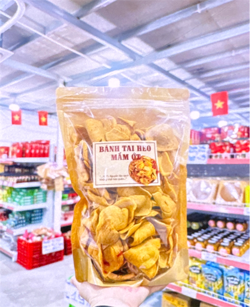 Gói bánh snack Tai Heo - mắm ớt
