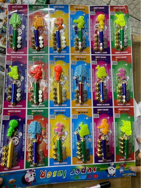 Tia laze đồ chơi