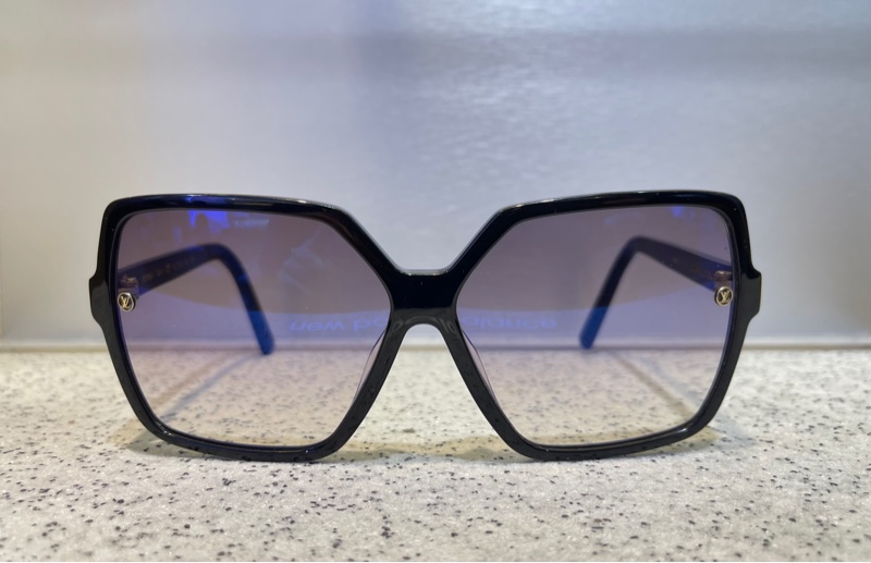 Kính mát LV Z0786 9AF 63-13-135