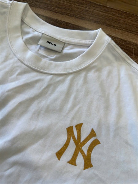 ÁO THUN MLB TRẮNG SIZE L