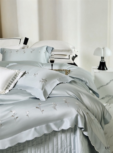 Bộ ga trơn "Nguyệt hoa" | Cotton cao cấp - Thêu bông hoa hồng viền lượn sóng - UC25.01 - Vẻ đẹp Công chúa cổ tích