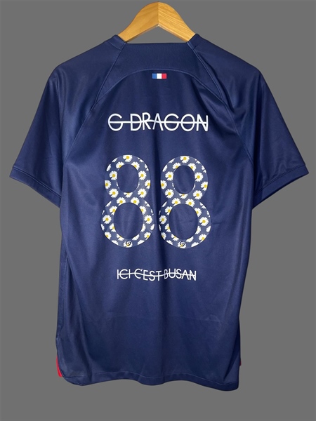Áo Bóng Đá Retro PSG 2023/24 - Sân Nhà Bản Kỷ Niệm G-Dragon