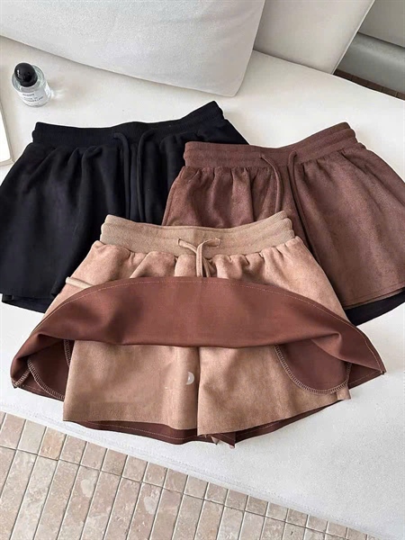 Chân váy da lộn trẻ trung năng đọng dáng xòe K