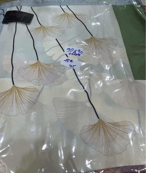 Khăn lụa hoa vuông 90*90