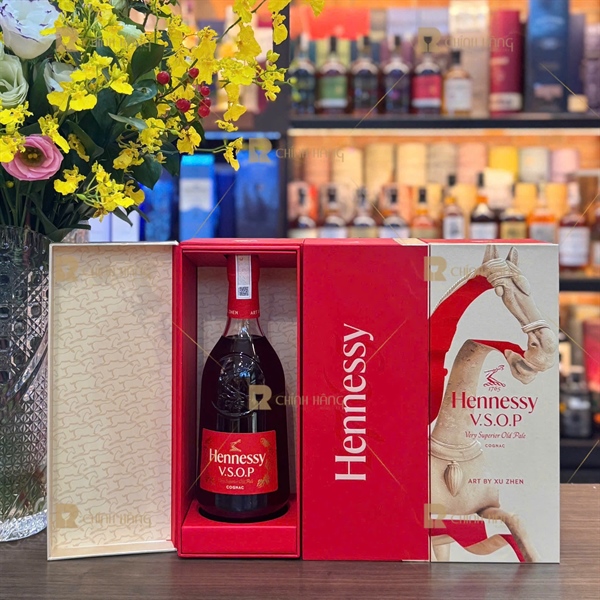Hennessy VSOP Deluxe - Hộp Quà Tết 2026 700 ml - hình mô tả 2
