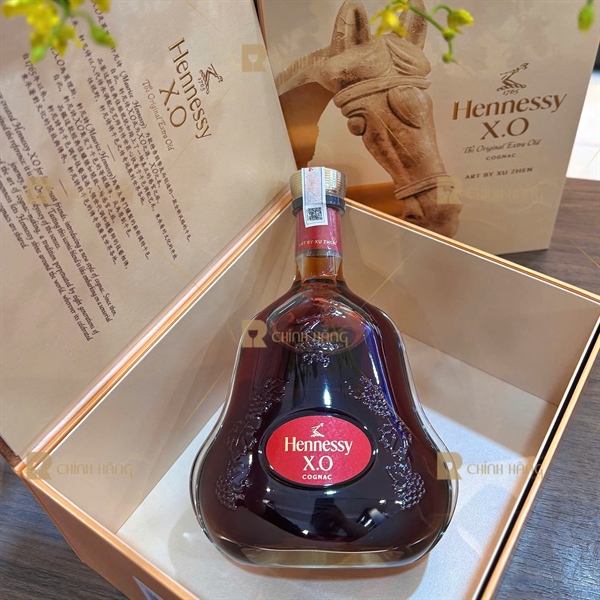 Hennessy XO Deluxe - Hộp Quà Tết 2026 700 ml - hình mô tả 2